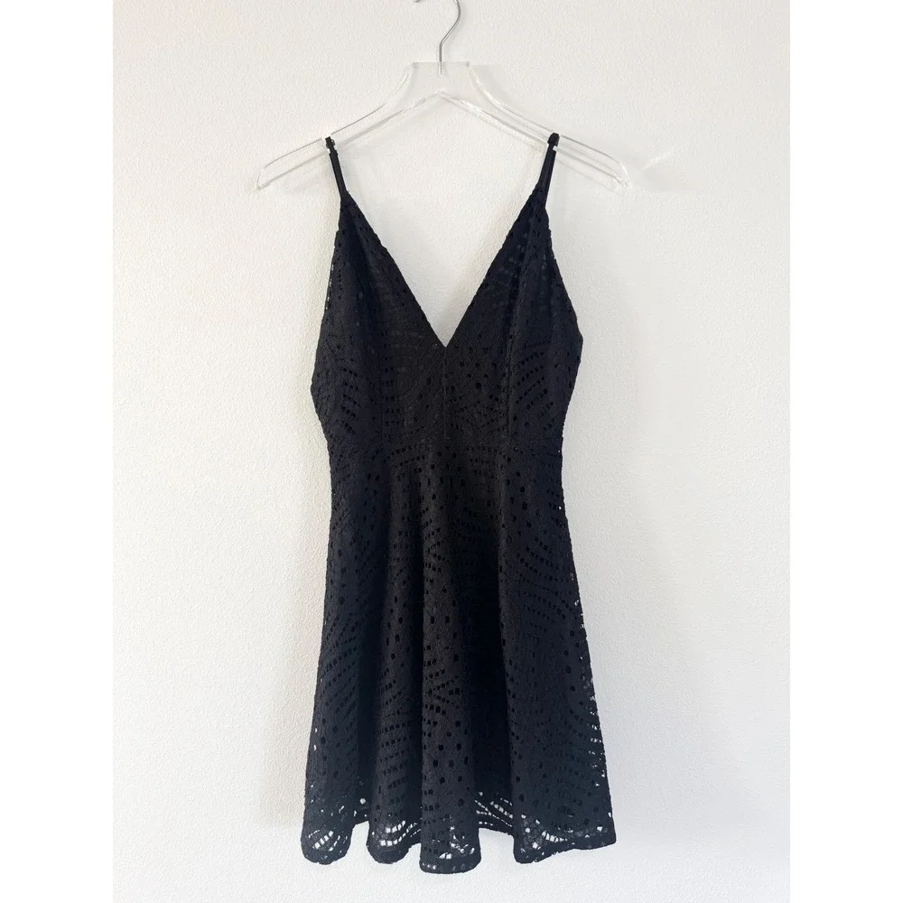 Kimchi Blue Urban Outfitters | Black Lace V-Neck Strappy Dress - Picture 2 of 5